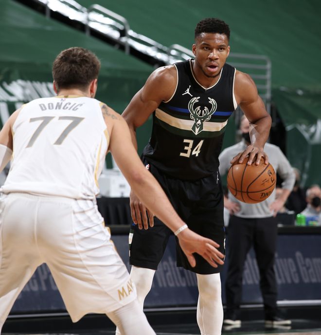 好博体育官网-新奥尔良鹈鹕训练开放日；赛后伤情更新引欢呼；CBA季后赛在即；临场指挥获称赞